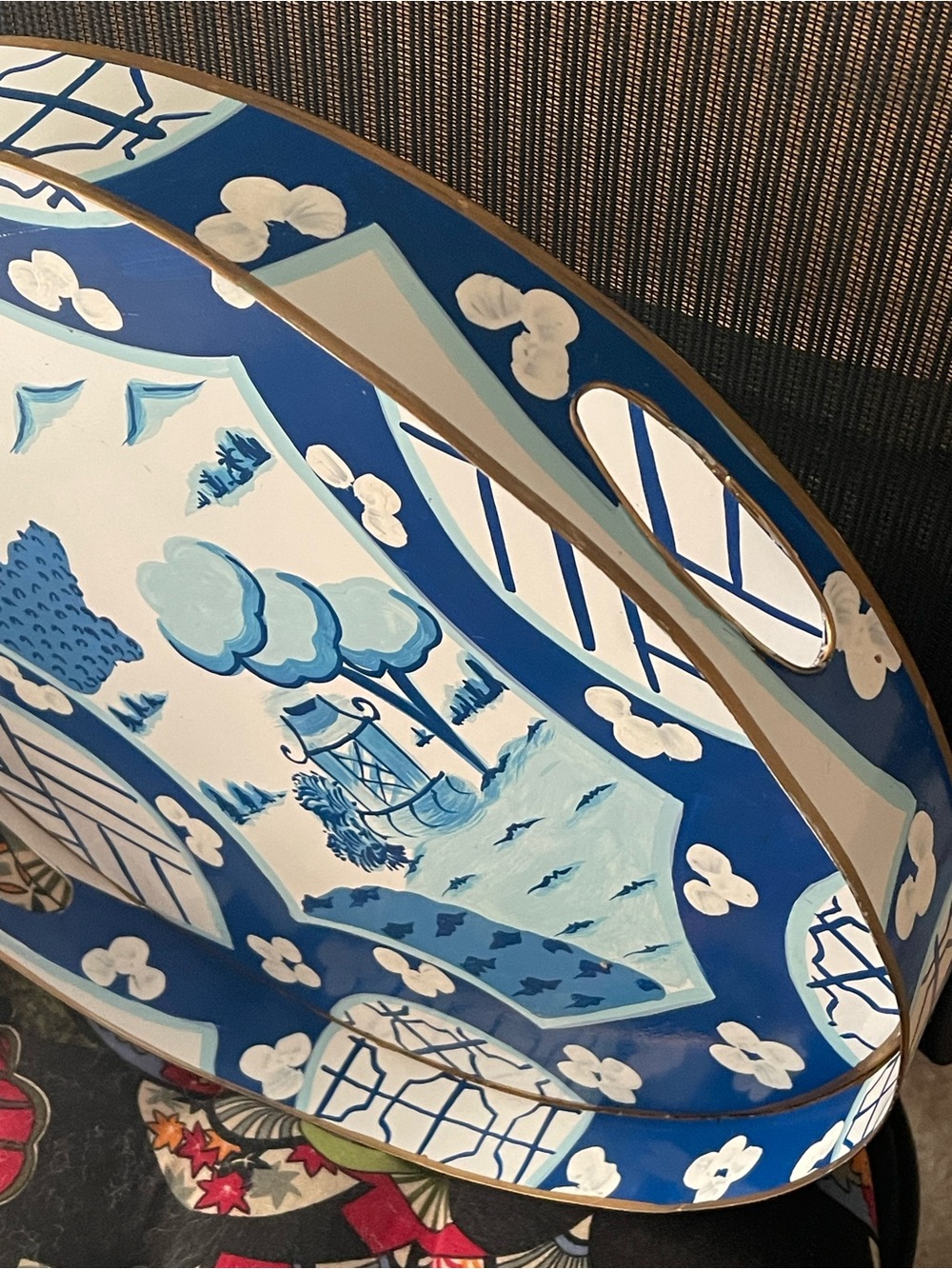 Blue and White Decorative metal Wall Plate or table tray/ vintage - Picture 2 of 4